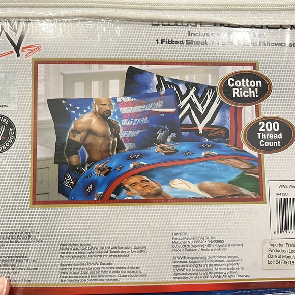 ⭐️WWE TWIN SHEET SET⭐️ - Picture 2 of 3